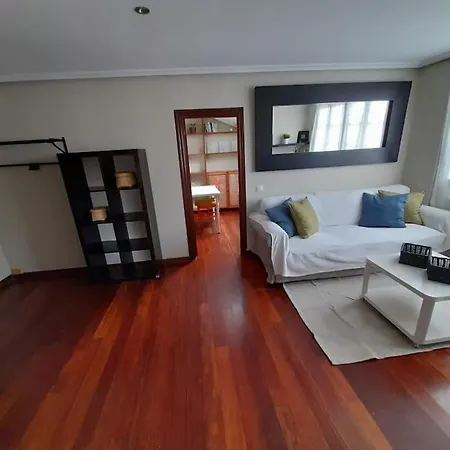 Apartamento En Eysines 34 2 Izq A 2 Km De La Playa De Salinas Apartment
